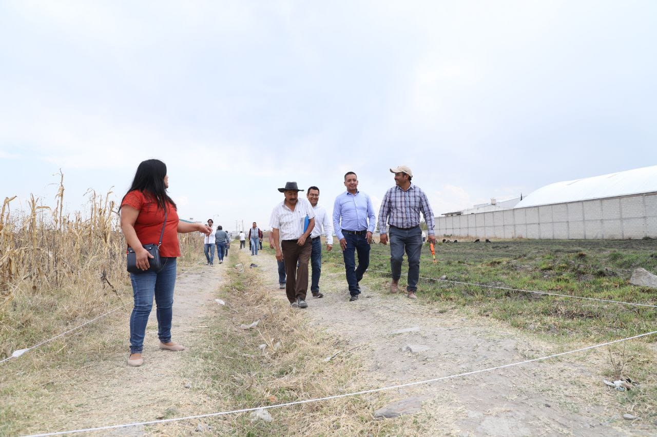 Mundo Tlatehui apertura la calle 20 Sur, ubicada en la junta auxiliar San Bernardino Tlaxcalancingo