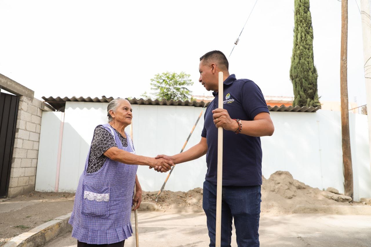 Fomenta Mundo Tlatehui el cuidado y mantenimiento de las calles en San Andrés Cholula