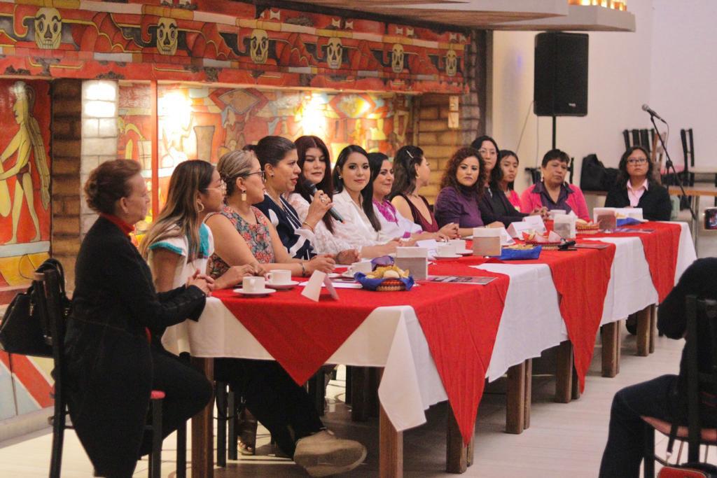Tonantzin Fernández invita a participar en convocatoria pacto por las mujeres 