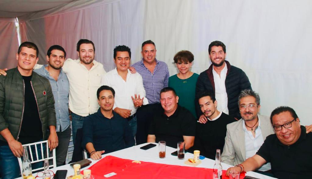  Omar Pérez Torres se reúne con representantes de medios de comunicación 