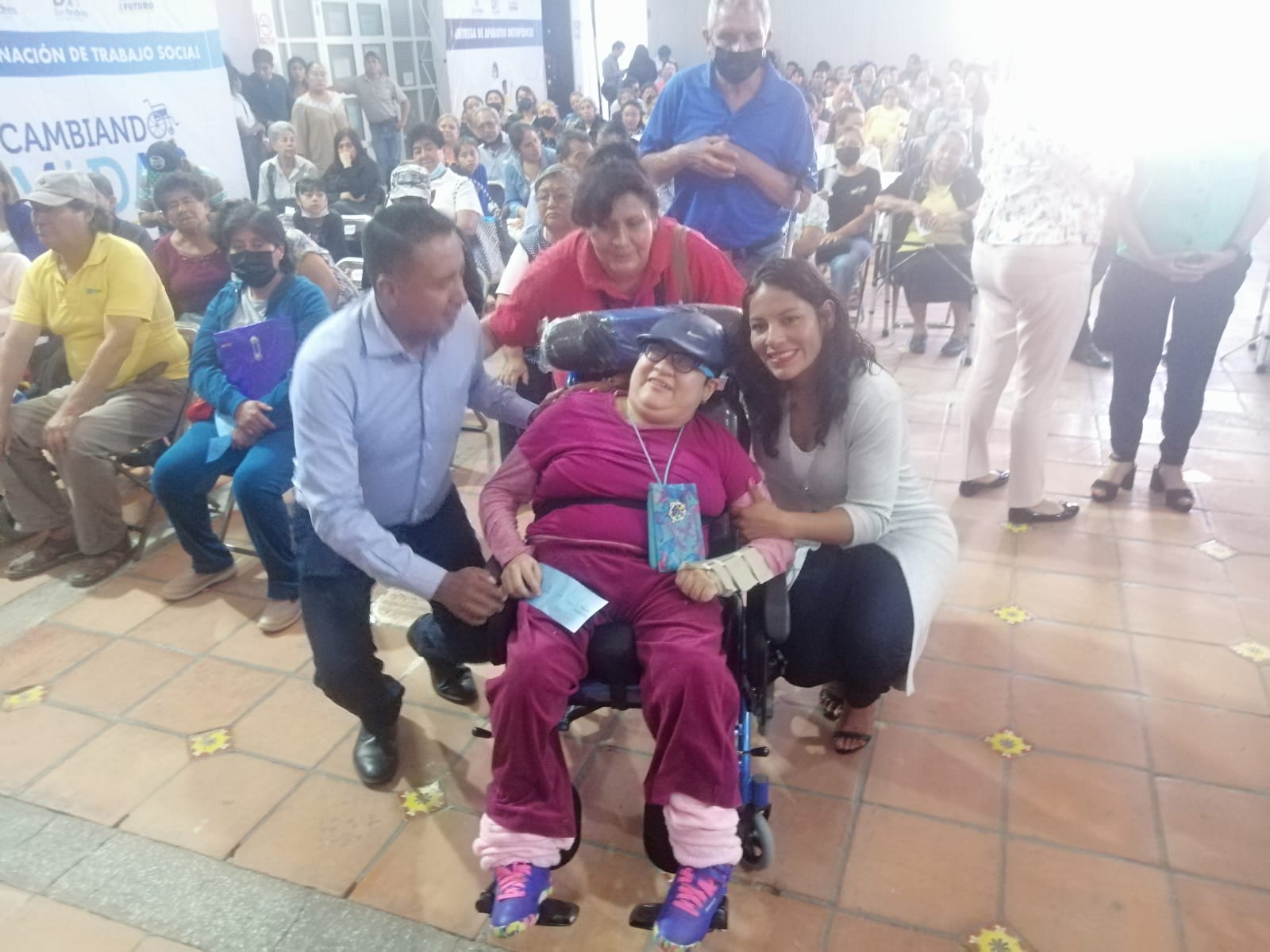 Este día sumaron 400 aparatos entregados a personas con capacidades diferentes en San Andrés Cholula