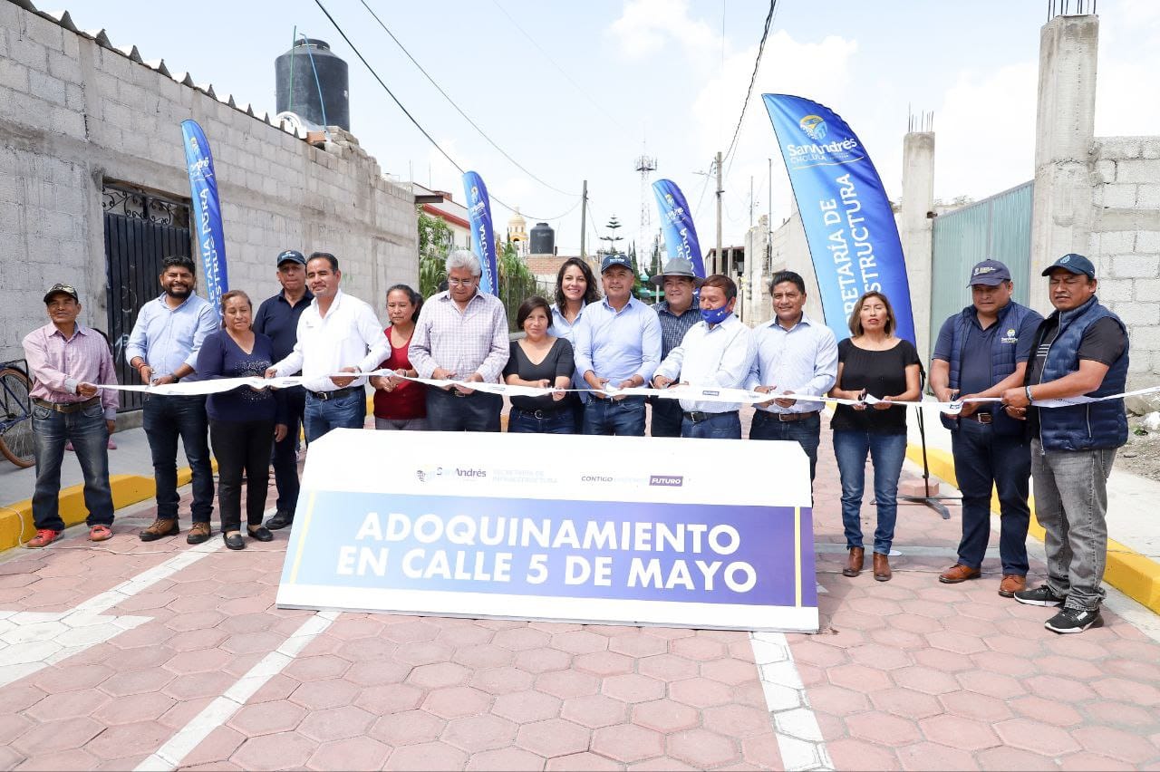 Inaugura Mundo Tlatehui adoquinamiento en calles de cabecera municipal y San Antonio Cacalotepec