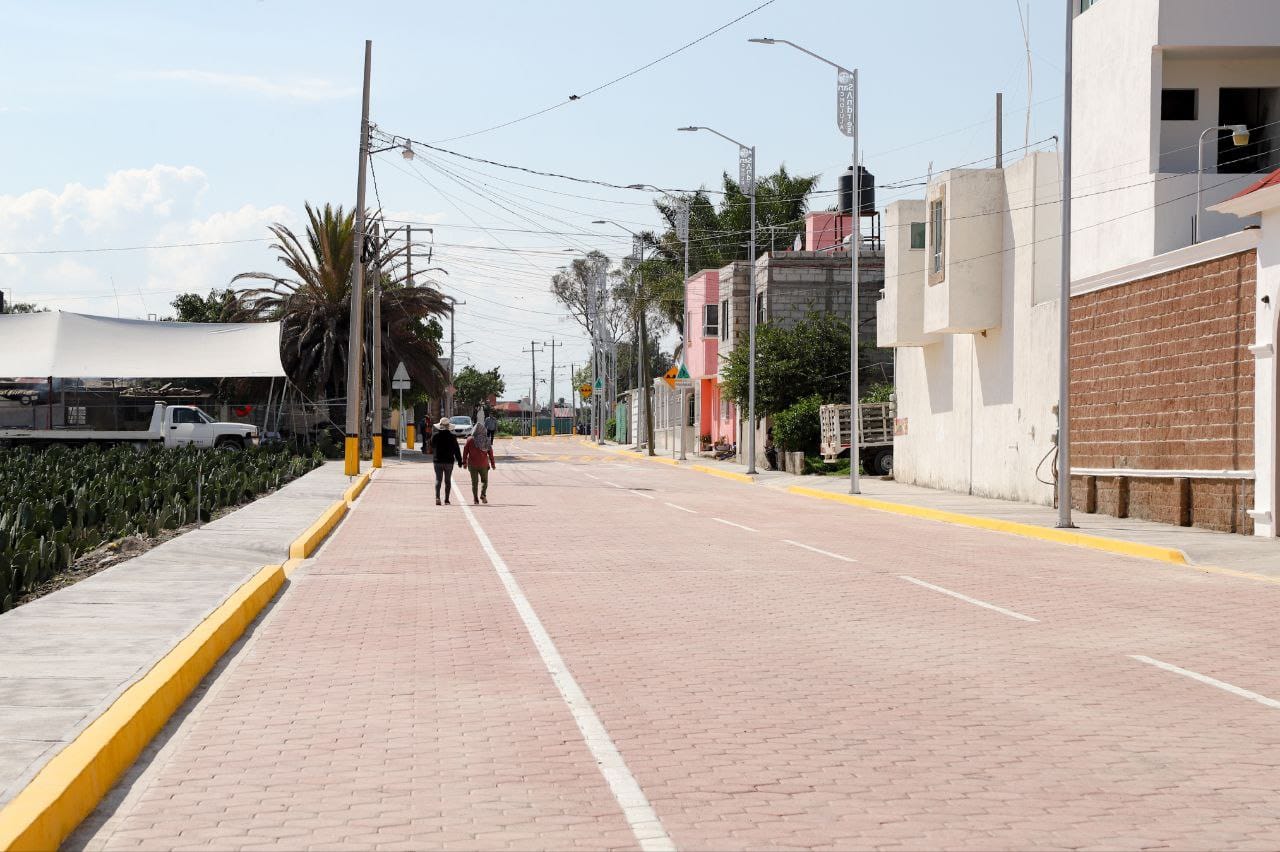 Inaugura Mundo Tlatehui obras en la delegación Atlixcáyotl y San Bernardino Tlaxcalancingo