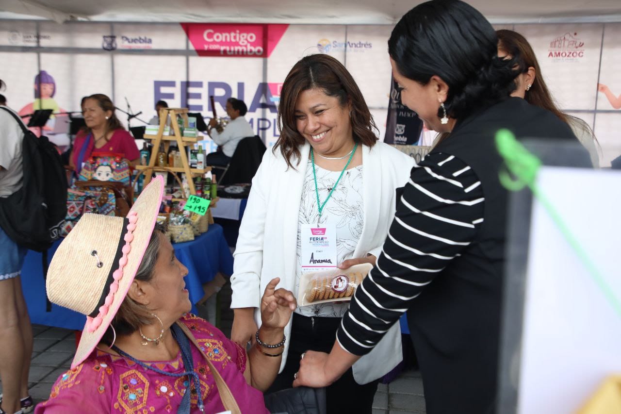 Realizan ayuntamientos de la zona metropolitana, primera Feria del Autoempleo para Personas con Discapacidad