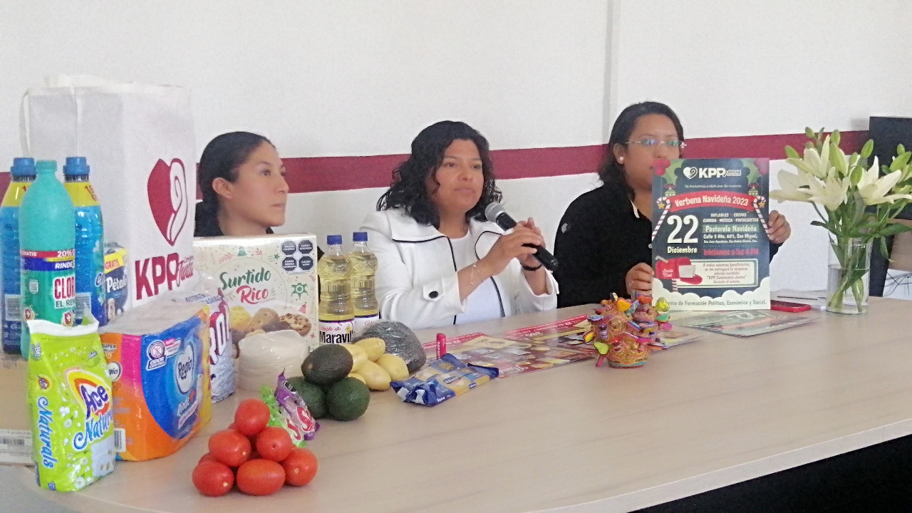 Con Verbena Navideña despide el año “Caminemos Juntas”