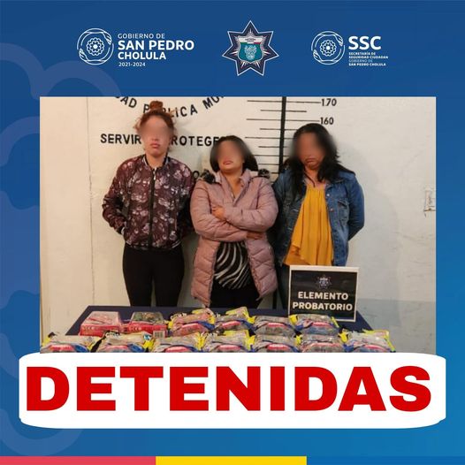 Detienen a tres mujeres por presunto robo en Plaza San Diego