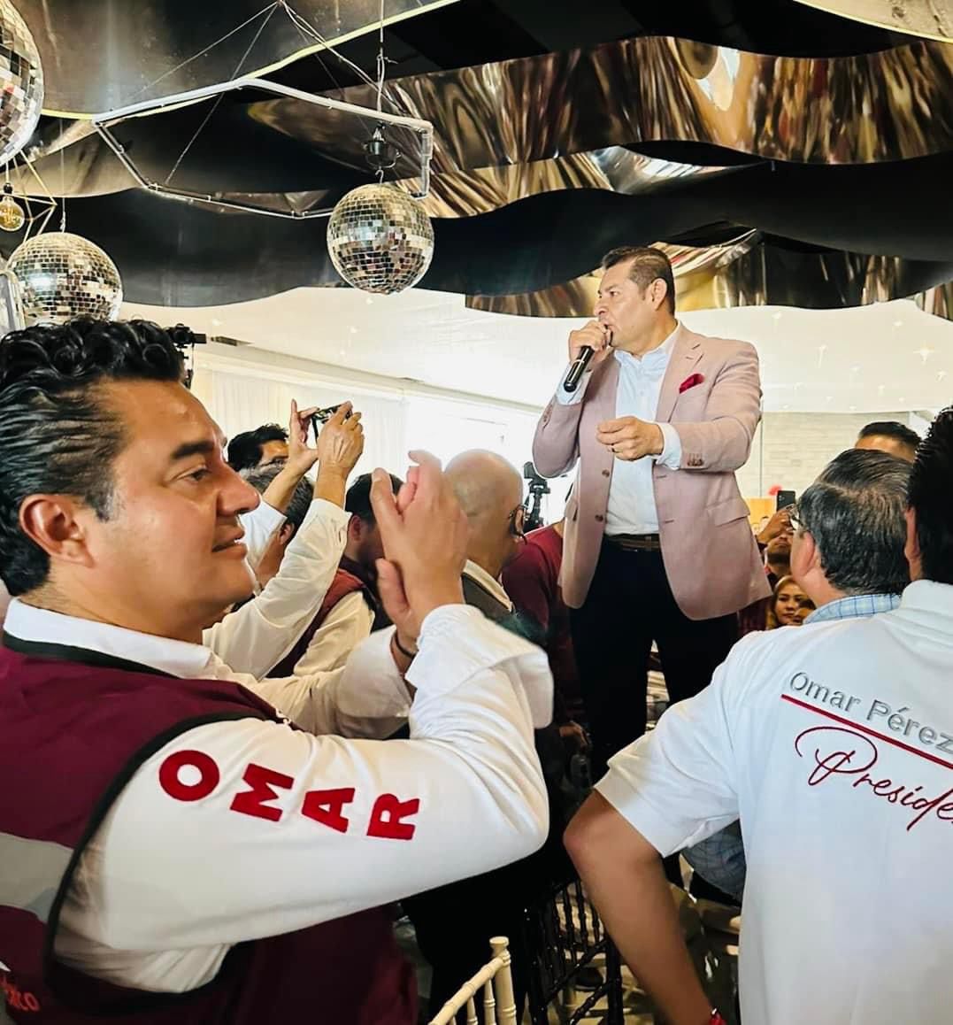 Omar Pérez Torres y la fundación Juntos por San Andrés dan patada inaugural en el  Torneo Navideño de Fútbol