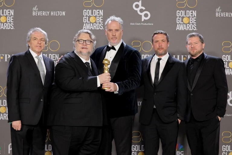 Pinocho, de Guillermo Del Toro, gana Globo de Oro a Película Animada