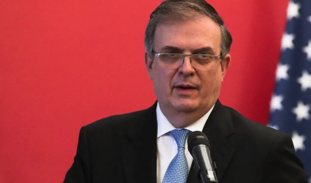 Anuncia Ebrard que Más de un millón de mexicanos residentes en EU recibirán la ciudadanía de ese país