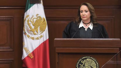 SEP ‘devolverá bolita’ a UNAM sobre título de Yasmín Esquivel: ‘Que no evadan su responsabilidad’