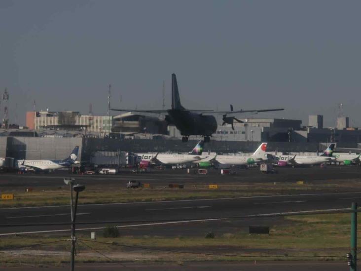 Equipo de seguridad del presidente Joe Biden al AICM previo a  Cumbre de Líderes de América