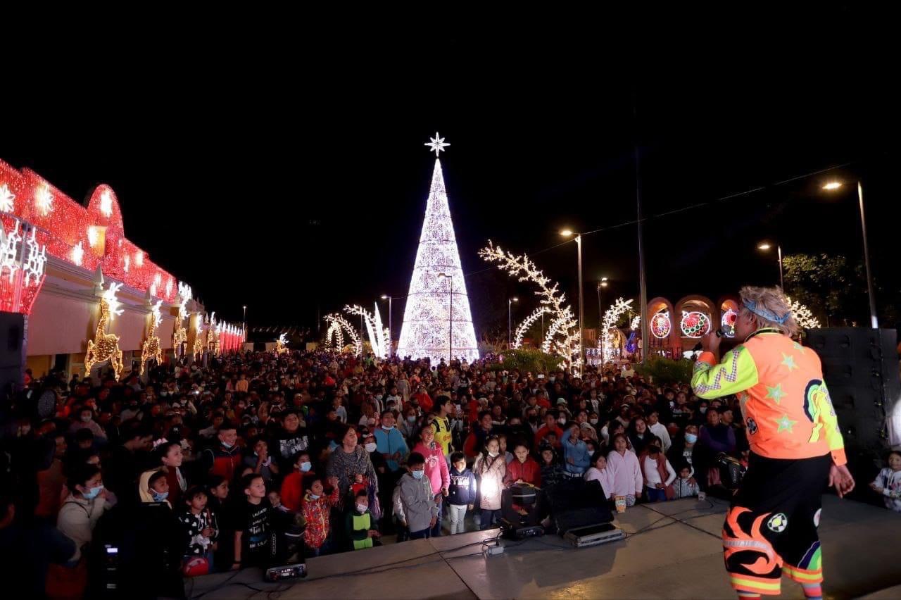 San Andrés Cholula concluye Festival de Día de Reyes en el zócalo municipal