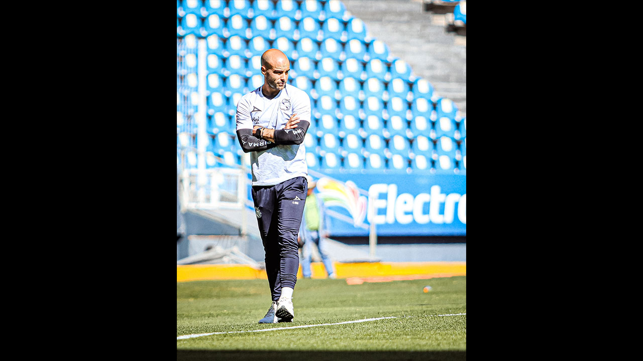 Técnico del Puebla confirma recaída de Fernando Aristeguieta 