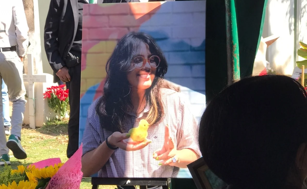 Velan a Yaretzi Hernández, víctima mortal del choque de vagones de la línea 3 del metro