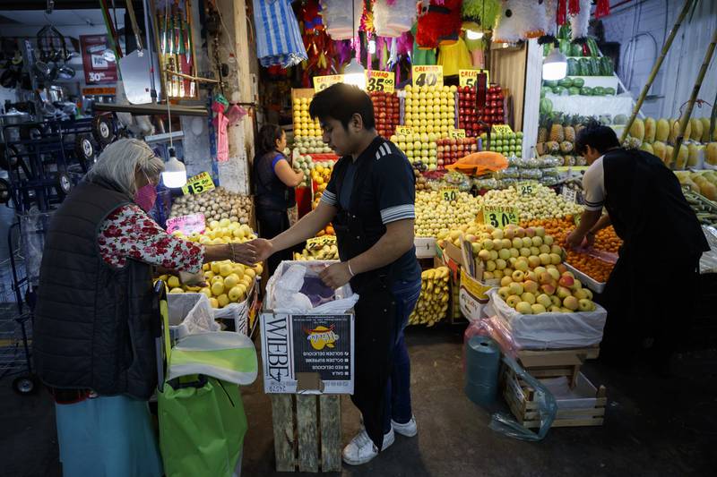 Por alta inflación Coneval eleva en 11.05% el valor de la canasta alimentaria de pobreza urbana