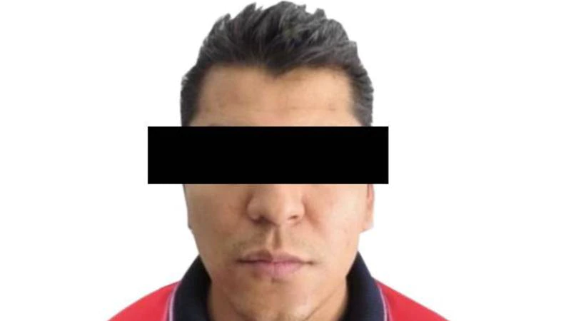 Detienen a alcalde morenista en Veracruz por posesión ilegal de armas