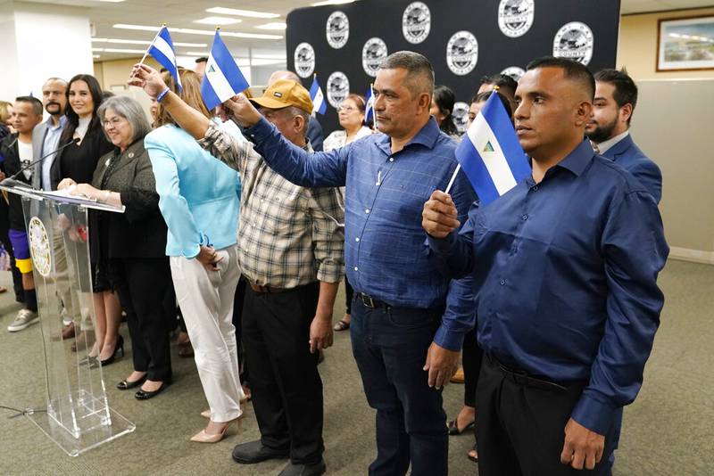 AMLO ofrece asilo a exiliados en Nicaragua y critica decisión del Gobierno de Daniel Ortega