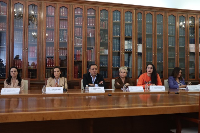 Avanza en comisiones reforma para tipificar ataques con ácido en Puebla