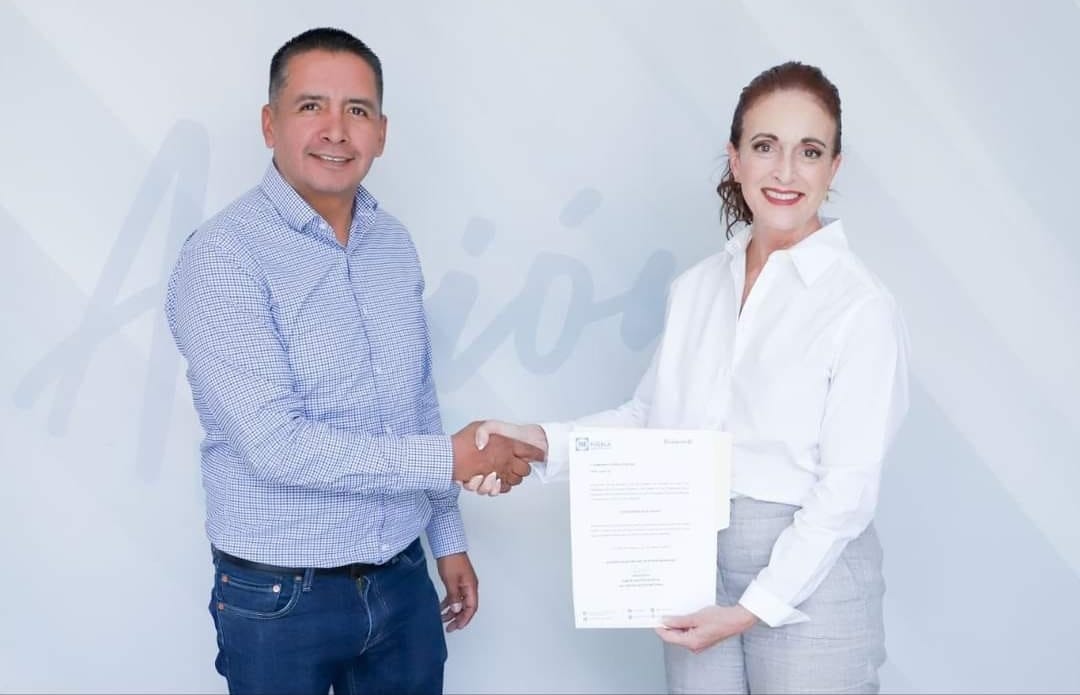 Edmundo Tlatehui recibe nombramiento como coordinador de alcaldes del PAN en Puebla