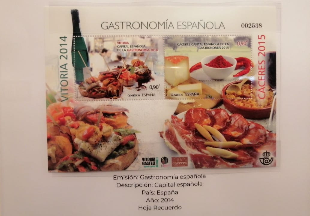 Permanece exposición de timbres gastronómicos en San Pedro Cholula