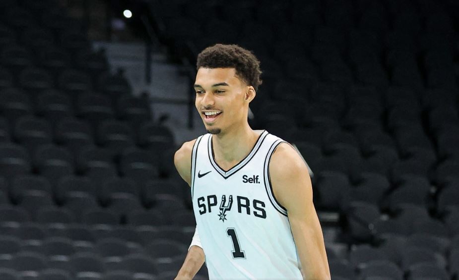 Él es Victor Wembanyama, el jugador de la NBA relacionado a la agresión de Britney Spears