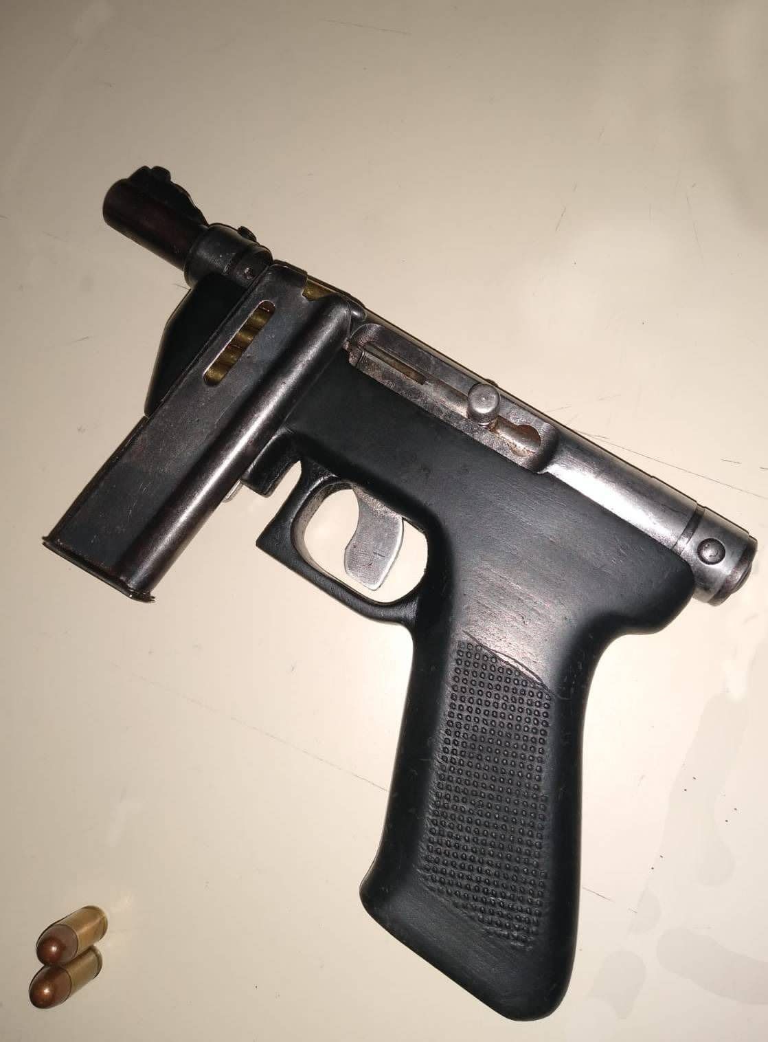 Aseguran policías de San Andrés Cholula a hombre por portación ilegal de arma de fuego