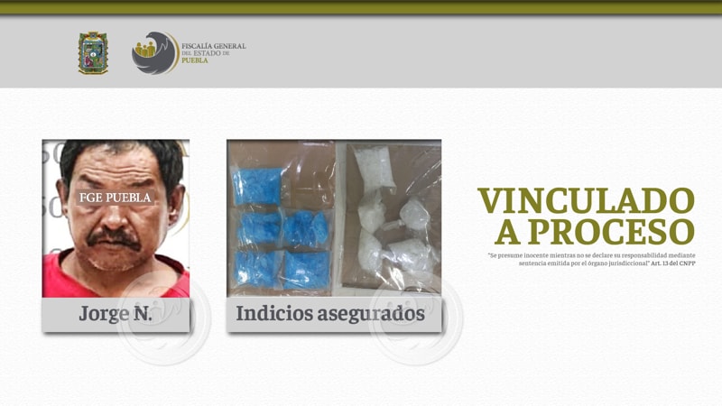 Jorge N. es detenido por distribuir cristal en una primaria; atacó con un cuchillo para evitar ser detenido