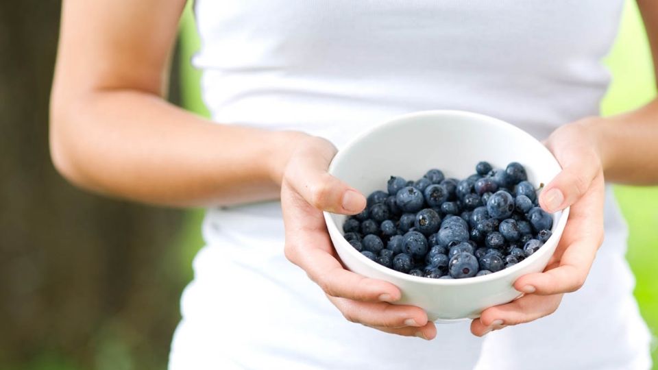 Conoce la fruta que alivia los síntomas de la gripa y es un poderoso antioxidante