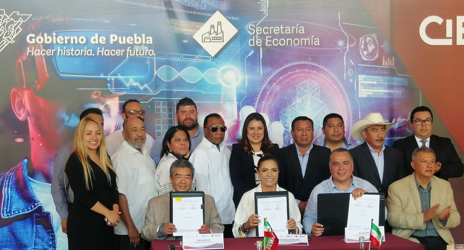 SE impulsa exportación de productos poblanos a “mercado nostalgia” de Estados Unidos a través de convenio con Fuerza Migrante