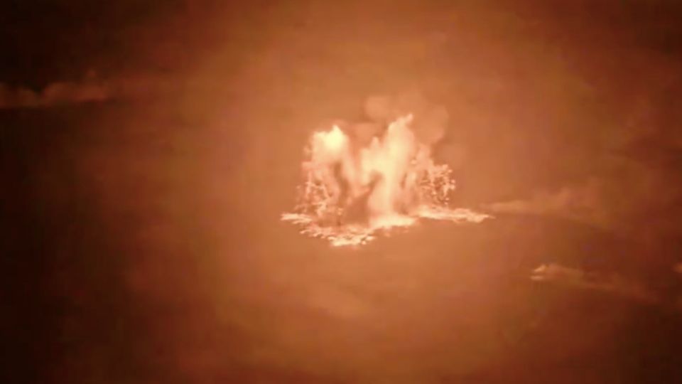 Captan la impresionante erupción del volcán Kilawea en Hawái (Vídeo)
