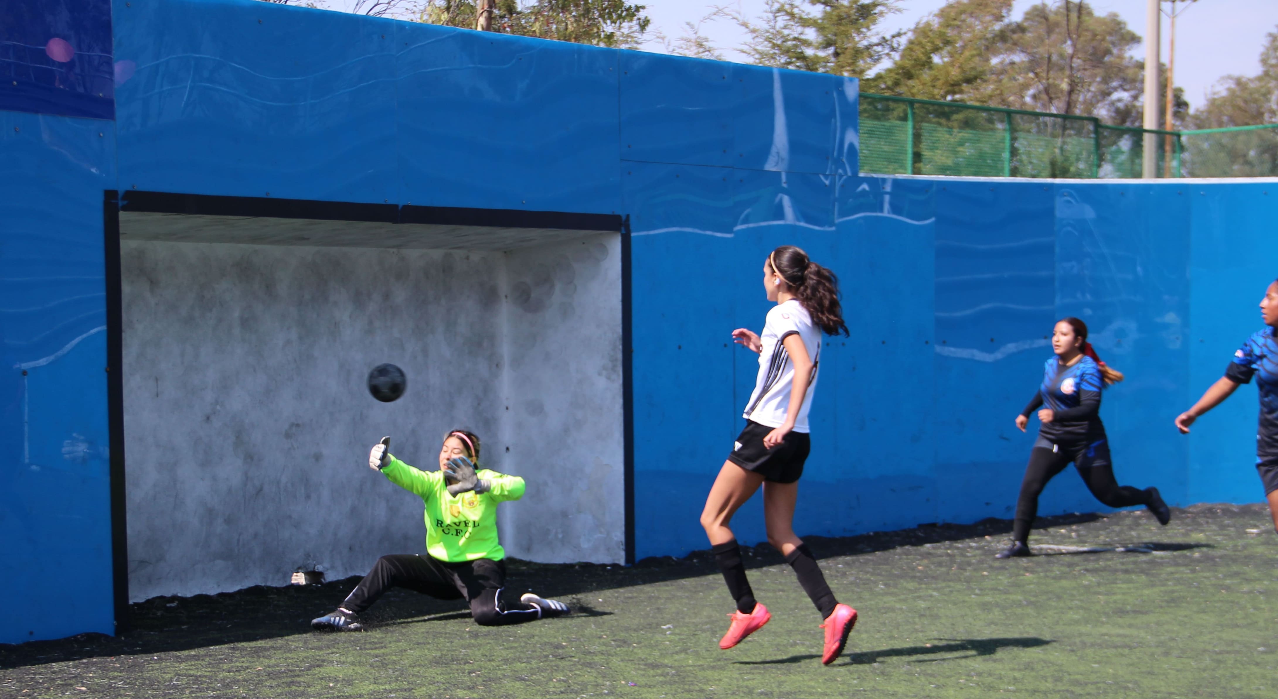 Gran inicio de Águilas UPAEP en futbol rápido 
