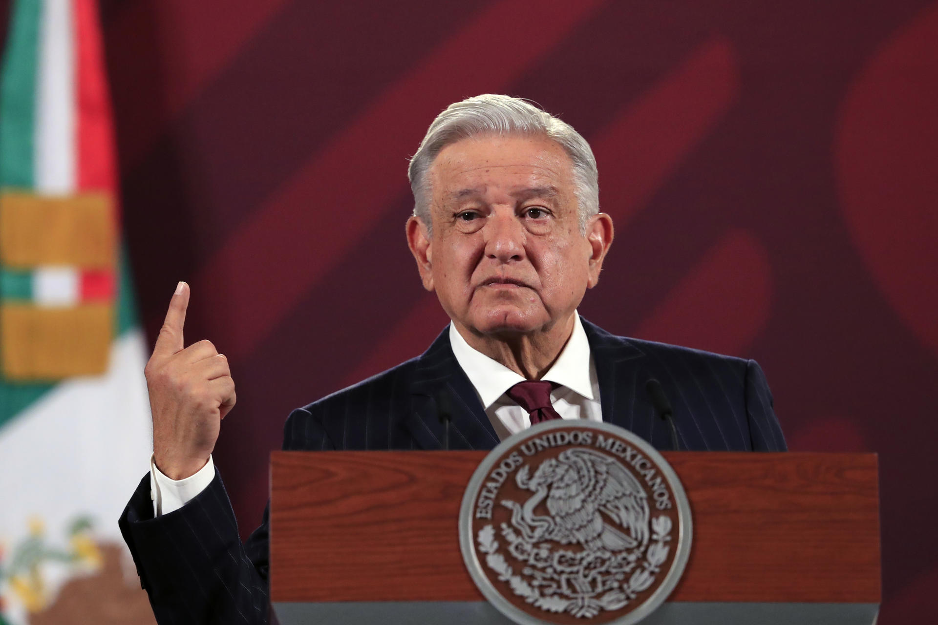 AMLO tensa la liga: ‘EU miente, se cree gobierno del mundo