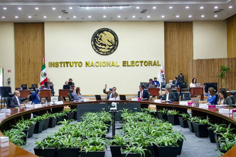 Cercanas a Morena, cuatro de las cinco que buscan  presidir al INE