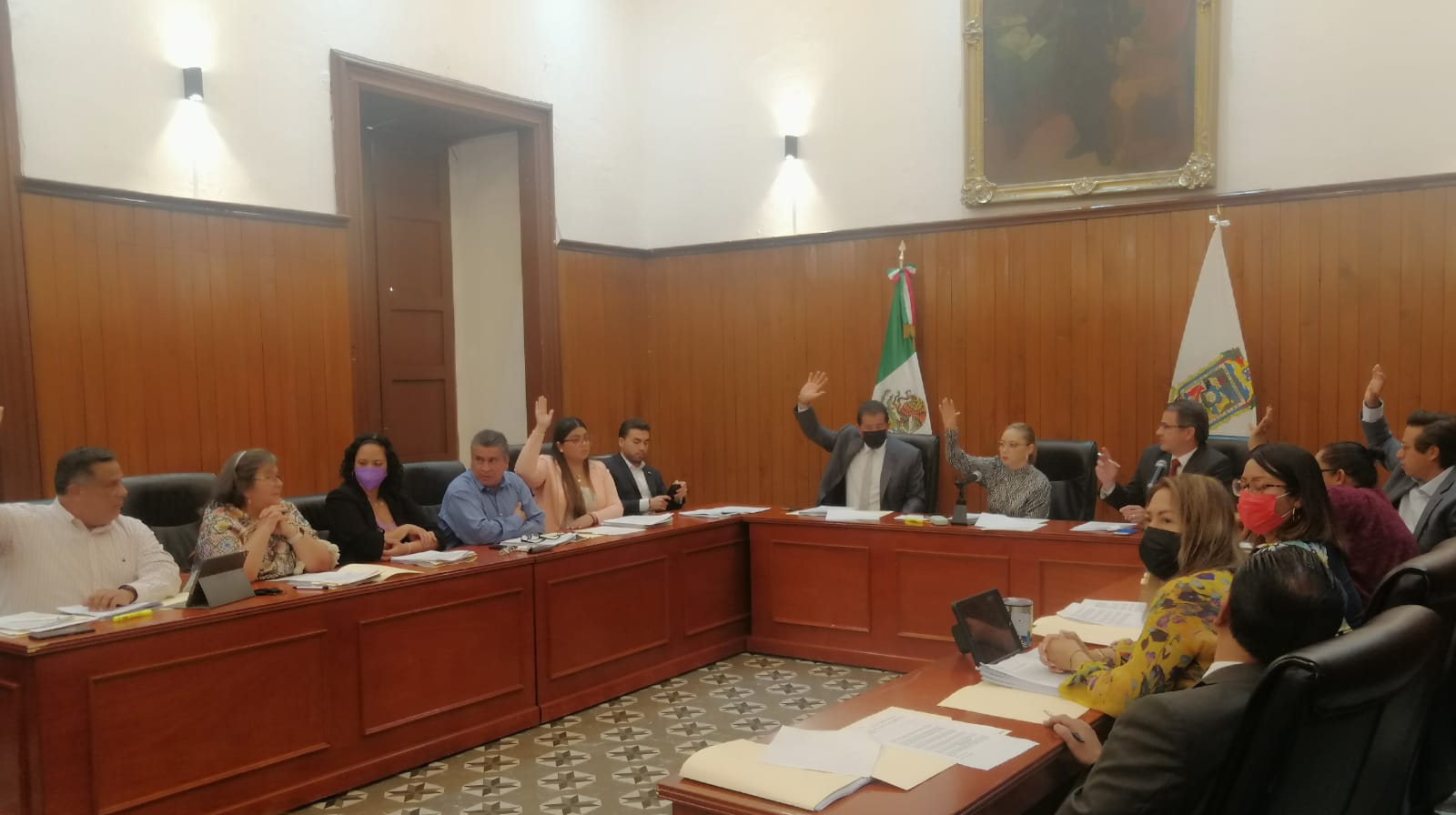 Regidores cholultecas impiden toma de protesta de regidora suplente pasando sobre Ley Orgánica Municipal