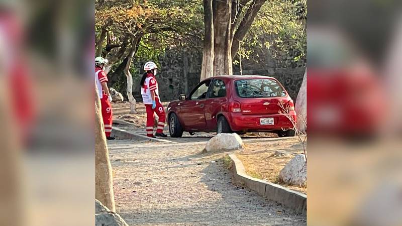 Balacera en zona escolar de Cuernavaca deja un hombre muerto