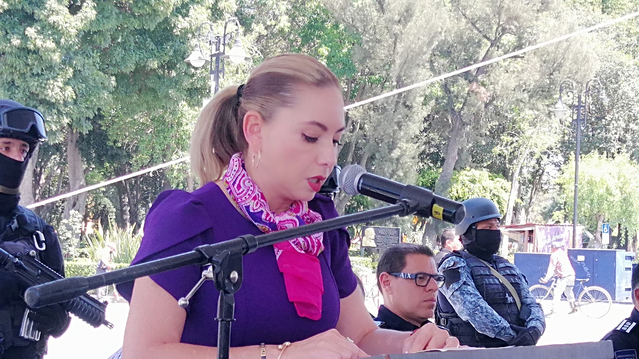 Paola Angon refrenda su compromiso con la ciudadanía en el tema de seguridad y elementos policiacos