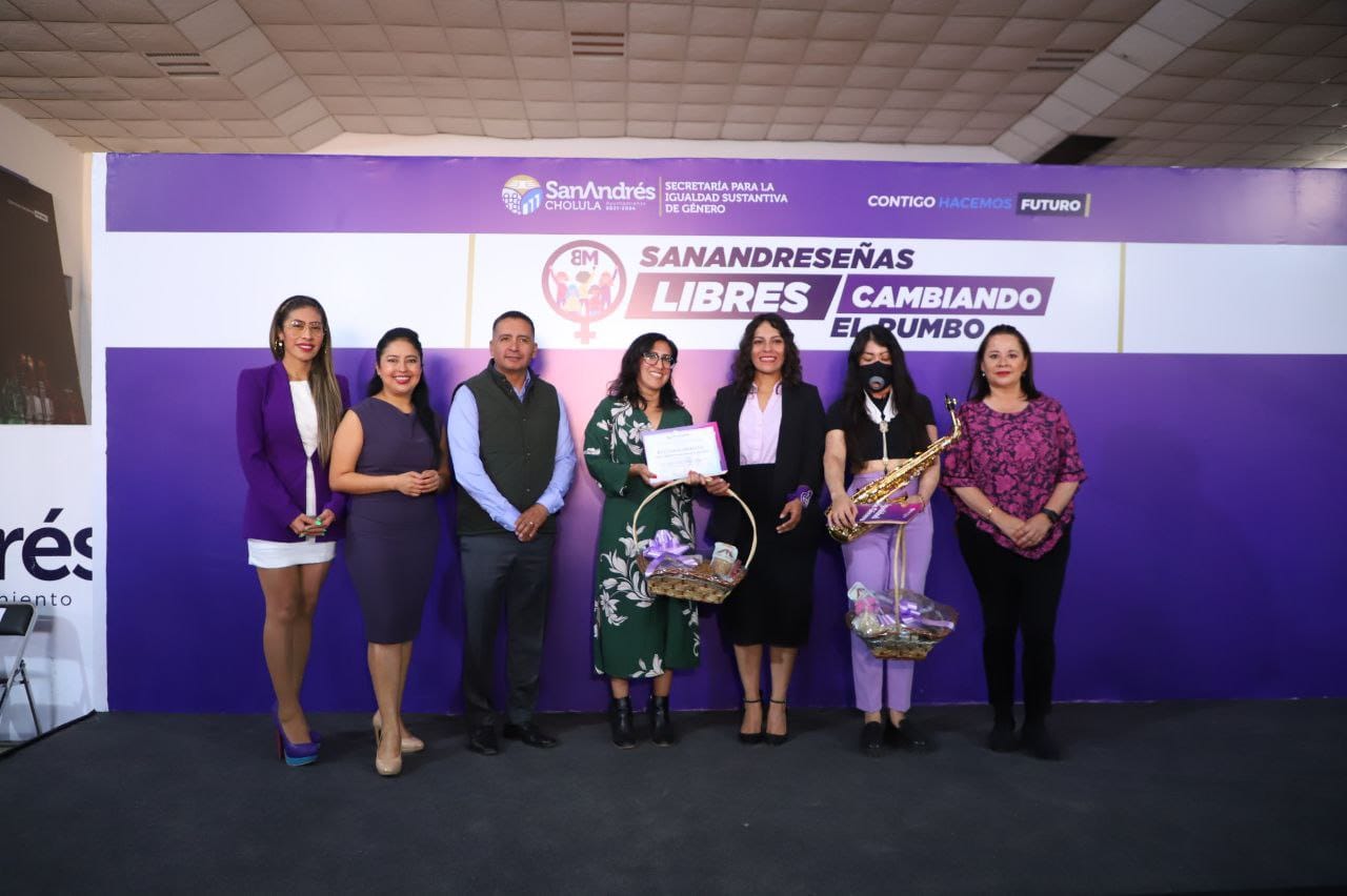 Realiza Ayuntamiento de San Andrés Cholula foro "Sanandreseñas Libres Cambiando el Rumbo"