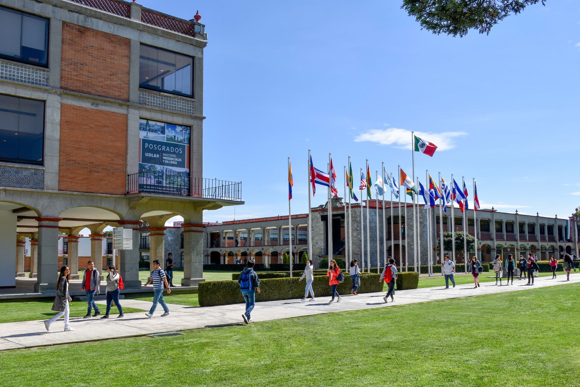 Gobierno de San Pedro Cholula y la UDLAP brindan oportunidades educativas a jóvenes cholultecas