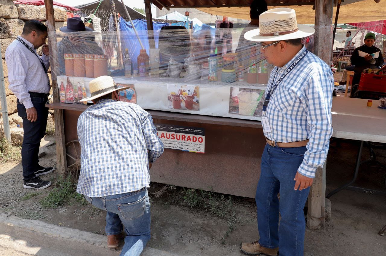Continúan gobiernos de San Andrés y San Pedro Cholula con supervisiones en el tianguis de Lázaro Cárdenas