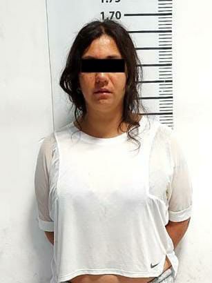 Detiene policía de San Andrés Cholula a mujer por violencia familiar