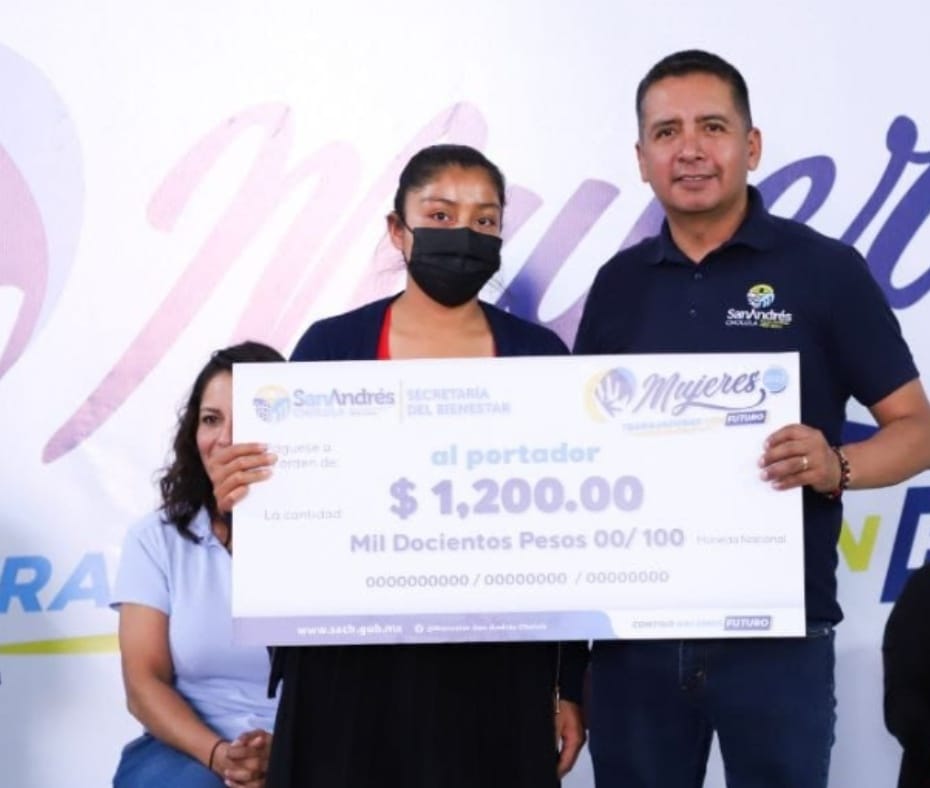 Programas de apoyo a grupos vulnerables fluye de forma permanente en San Andrés Cholula