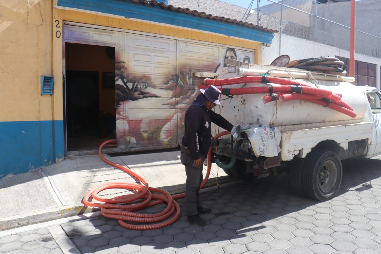 Se mantienen medidas para atender escasez de agua en Jesús Tlatempa y Santiago Mixquitla