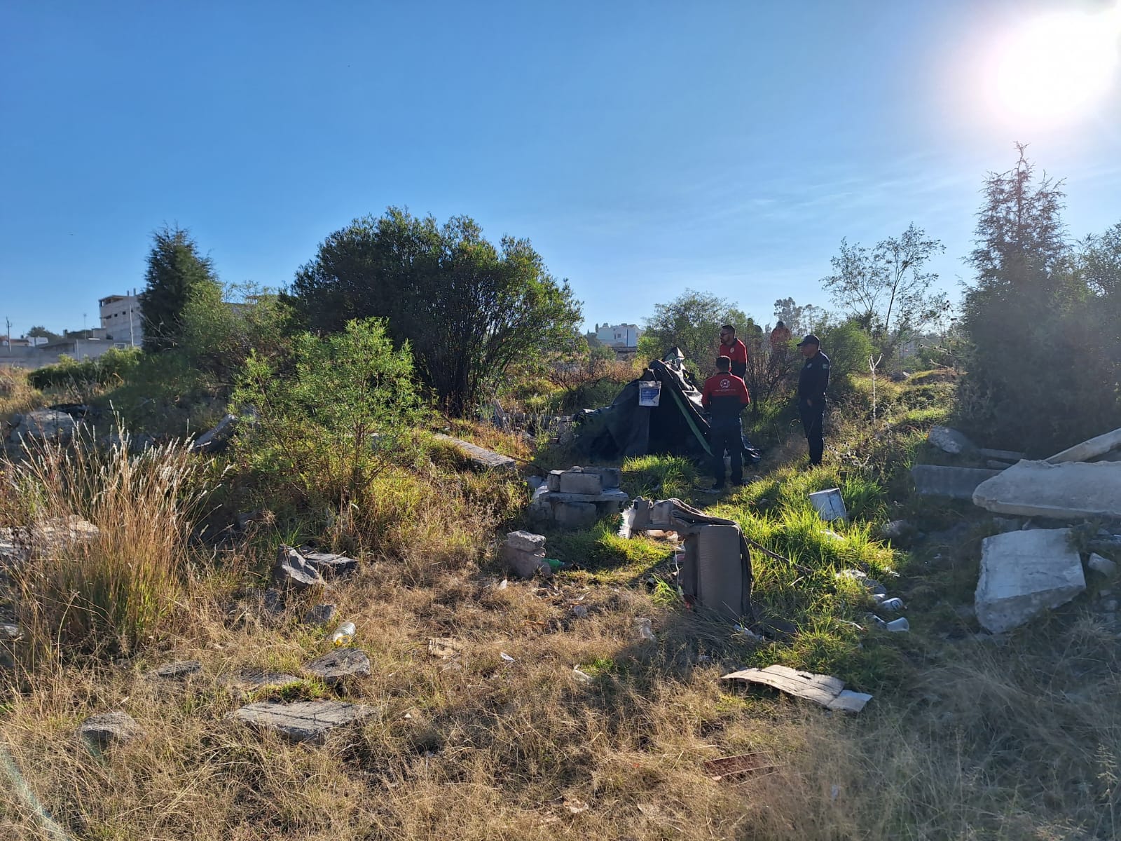 Muere hombre por posible hipotermia, en Tetla 