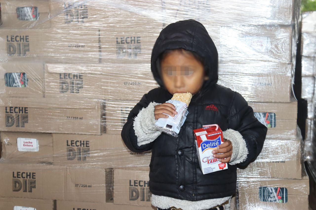 Entregan gobierno de Cholula y DIF municipal desayunos escolares en beneficio de 33 escuelas