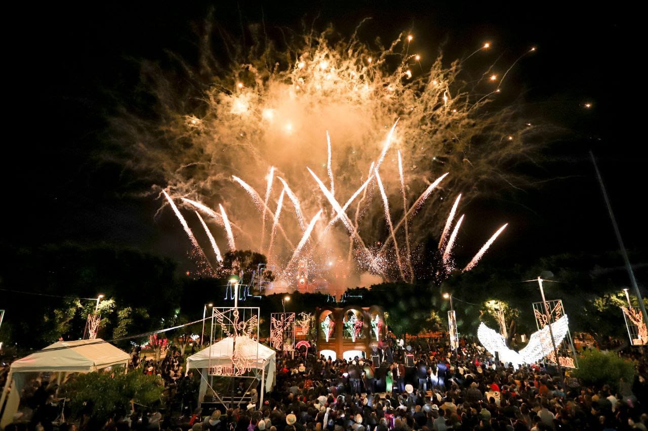 Encabezó Mundo Tlatehui Grito de Independencia en San Andrés Cholula