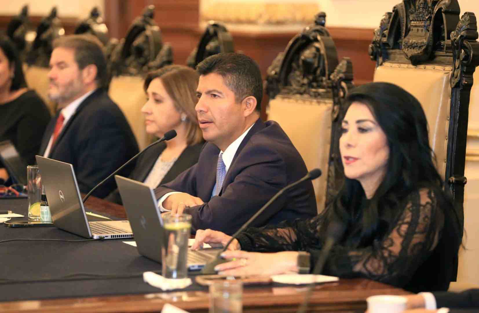 Eduardo Rivera estaría considerando renunciar a su cargo hasta el último momento para considerar la gubernatura  