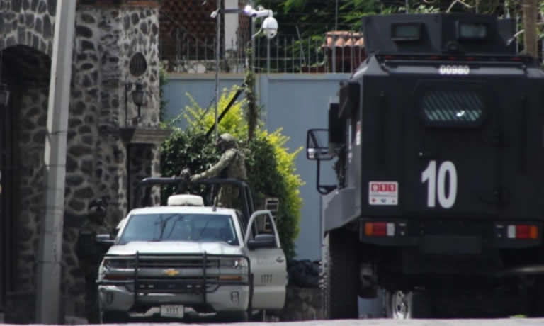 Bebé de 14 meses es atropellado por la camioneta de su familia; el menor perdió la vida en el lugar