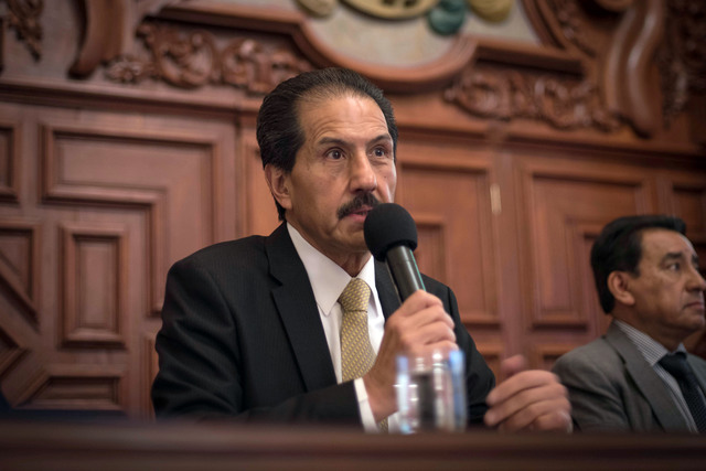 Anuncia Esparza Ortiz ampliación del programa de tarjetas de descuento de RUTA