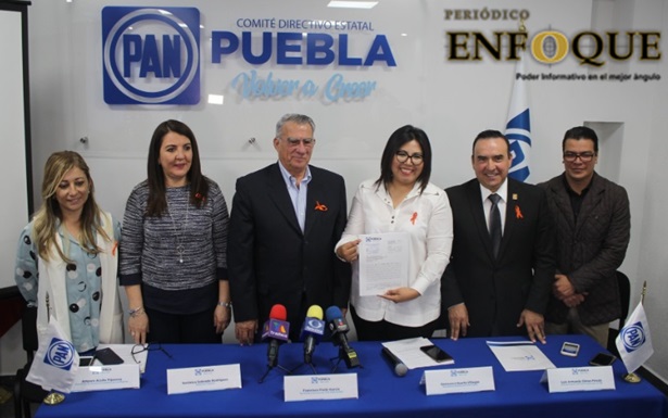 PAN denuncia a Claudia Rivera por presunta violación a la ley electoral