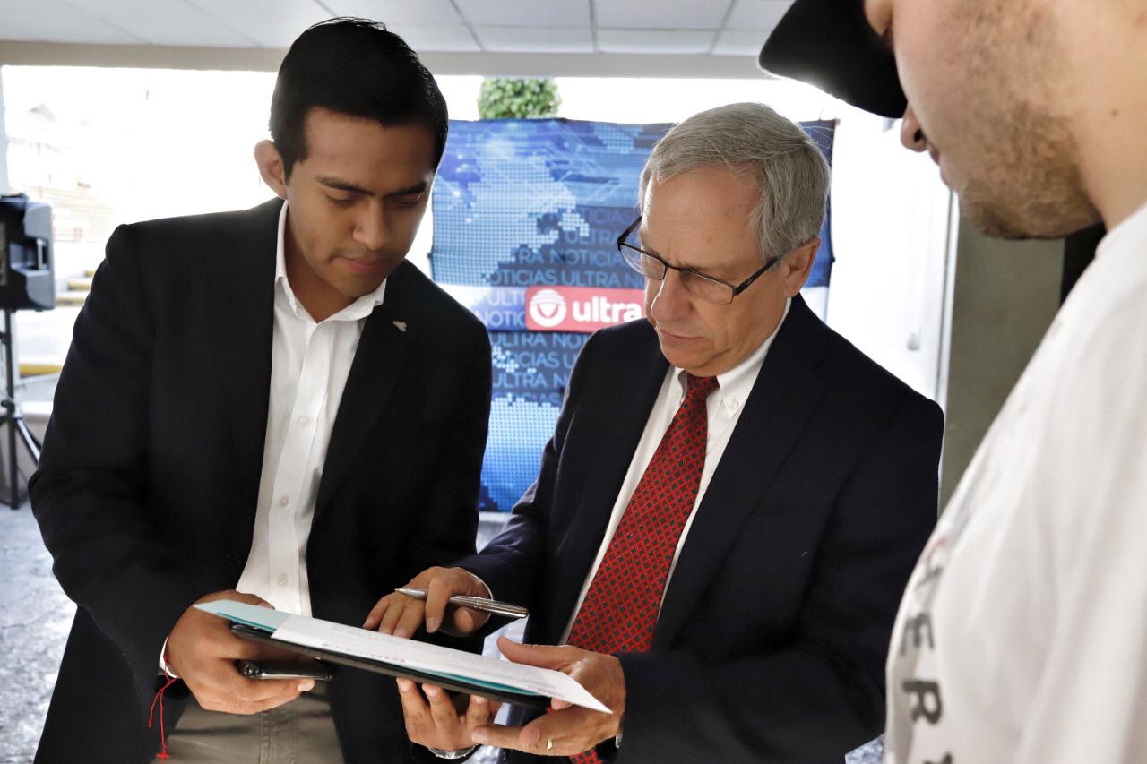 Enrique Cárdenas presentará sus propuestas ante universitarios